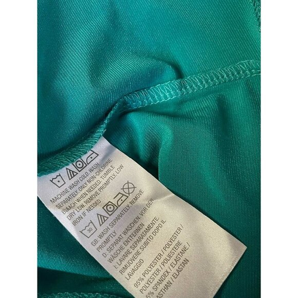 Susan Graver Modern Essentials Liquid Knit Long-Sleeve Top SMALL (4411) - Picture 4 of 6